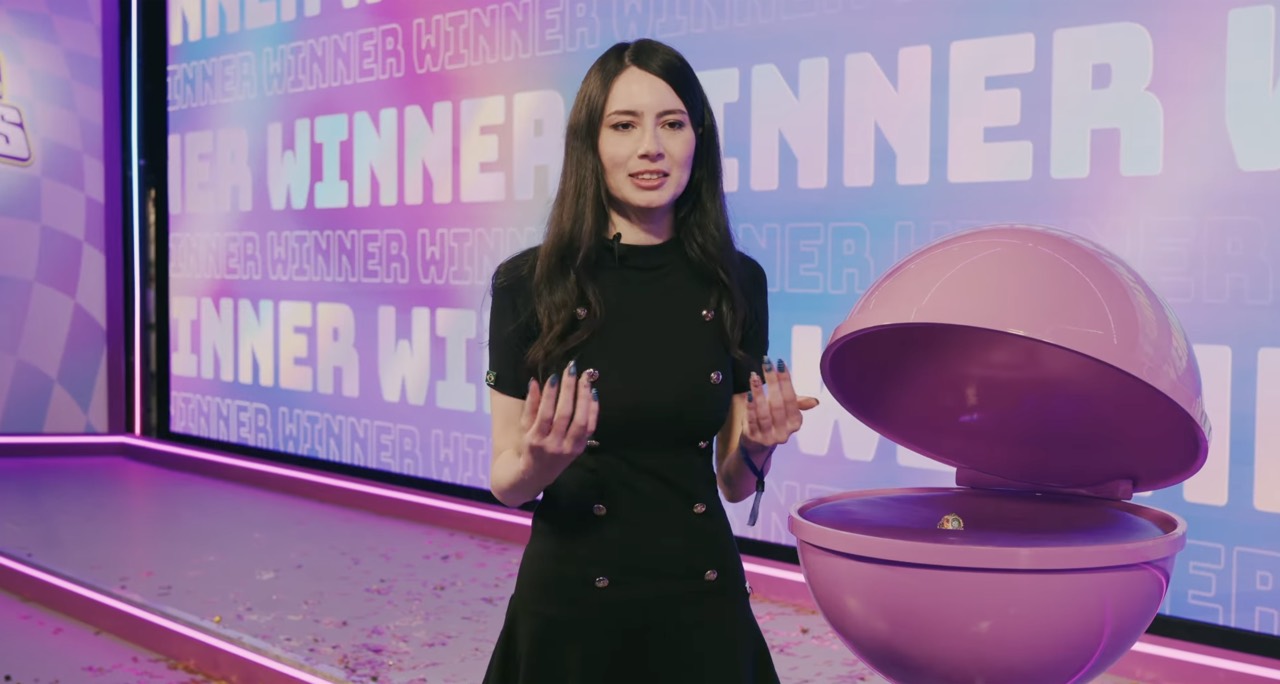 Luana en el escenario tras ganar el Candy Crush All Stars 2026